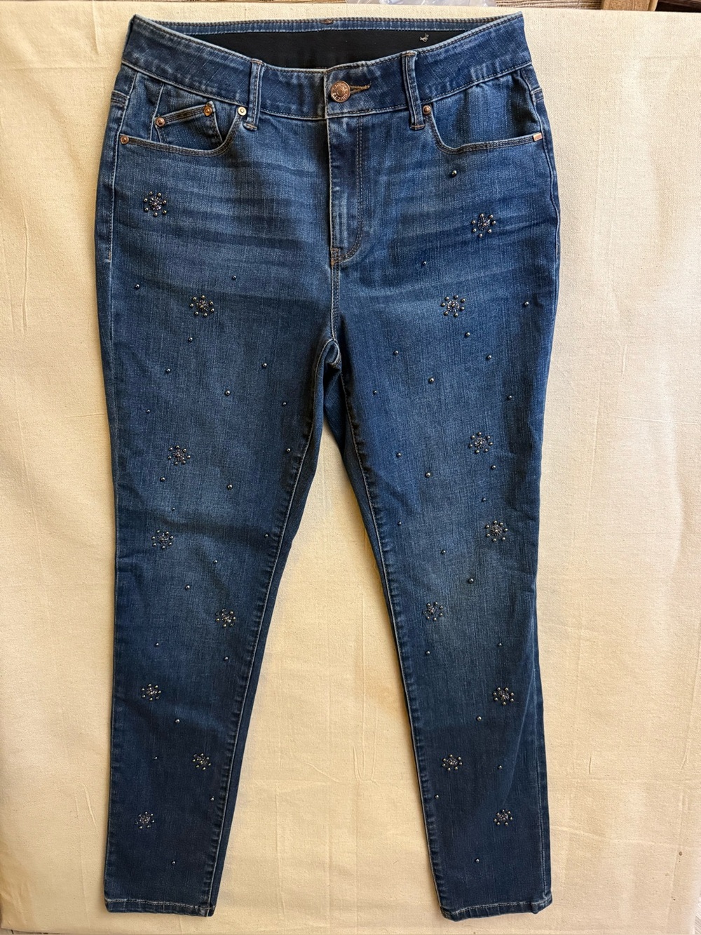 Chico’s Jeans Women’s Size 0.5R (6R) Secret Stretch Starburst Scatter Jegging